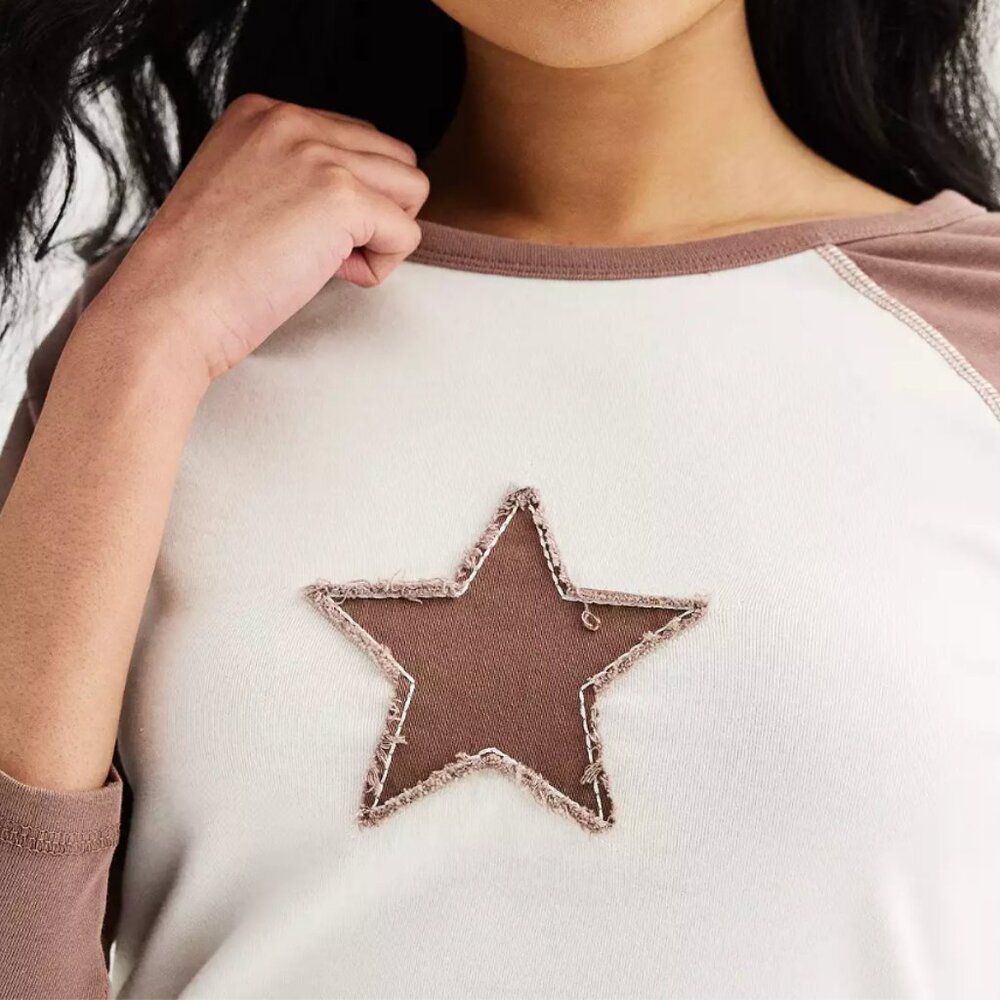 Juniors' Almost Famous 3/4 Sleeves Patch Raglan Top Size Medium NWT - Picture 2 of 5